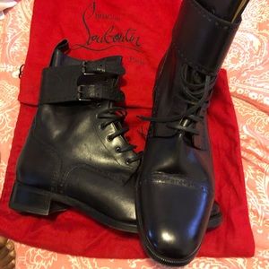 Christian Louboutin(red bottom)